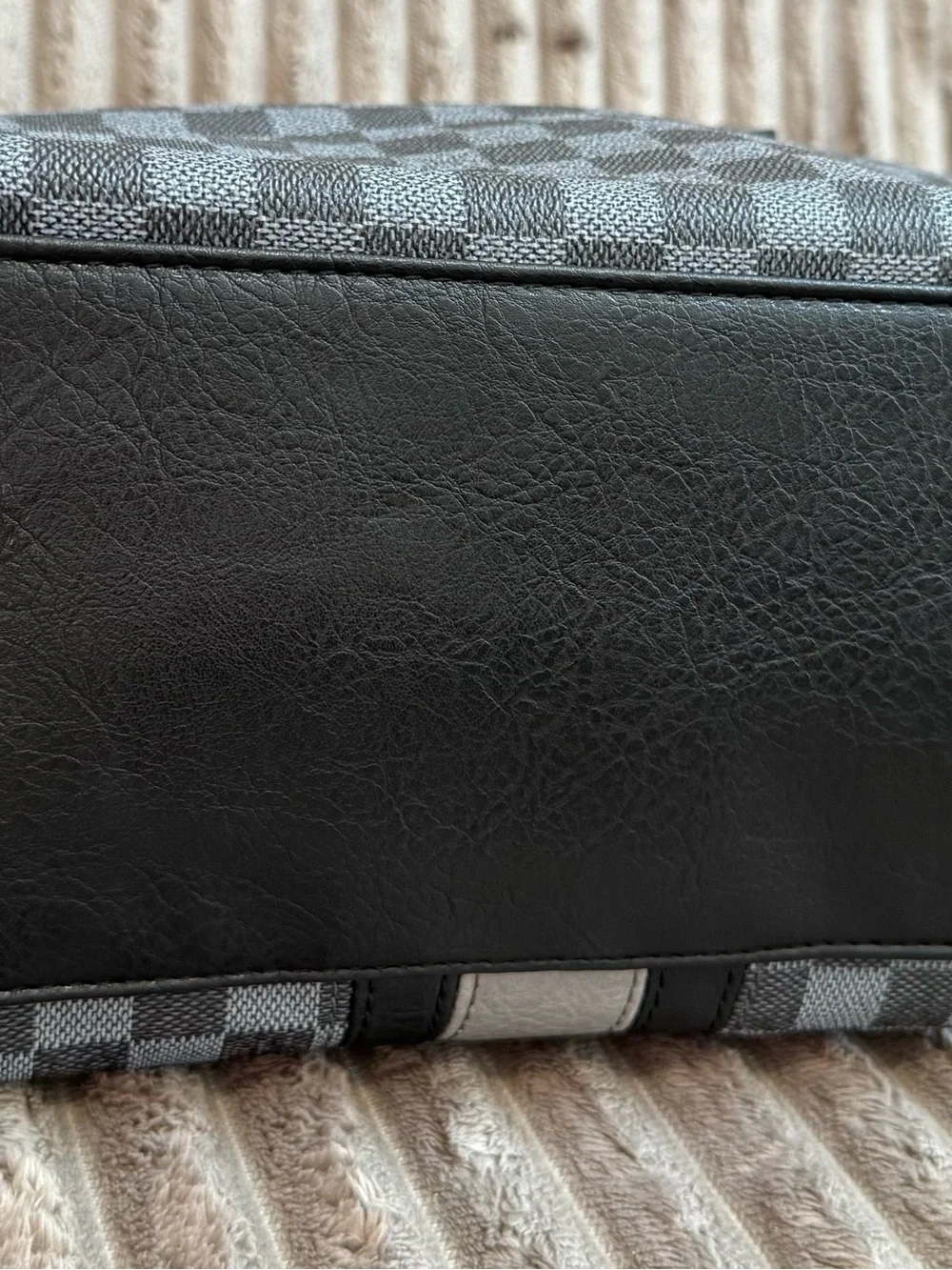 Montana West Checkered Tote with matching pouch handbag